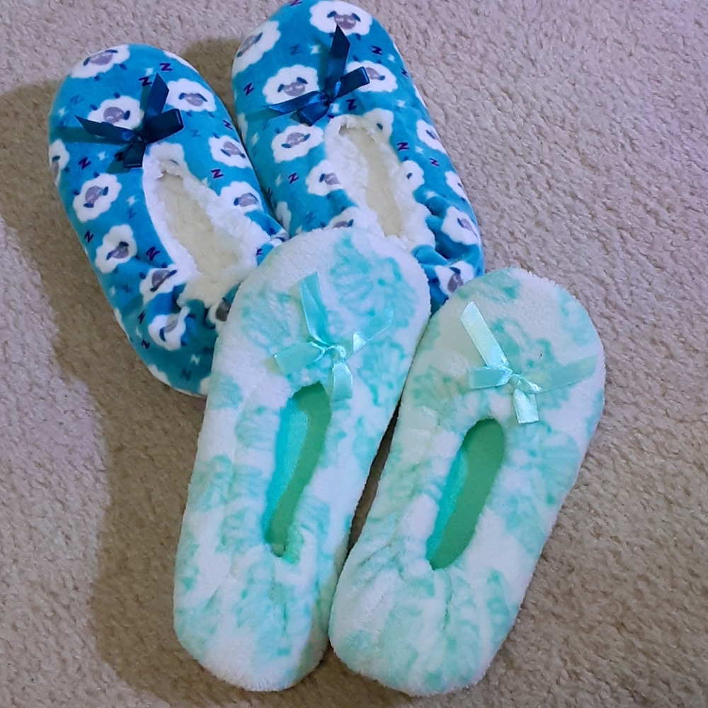 Fleece slippers - 2 pairs - New